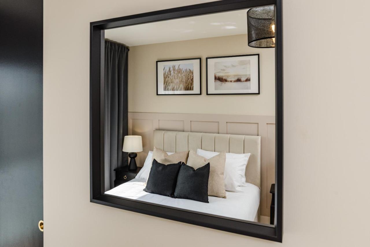 Premium Apartment - Allocated Parking - Great Location Plymouth Eksteriør billede