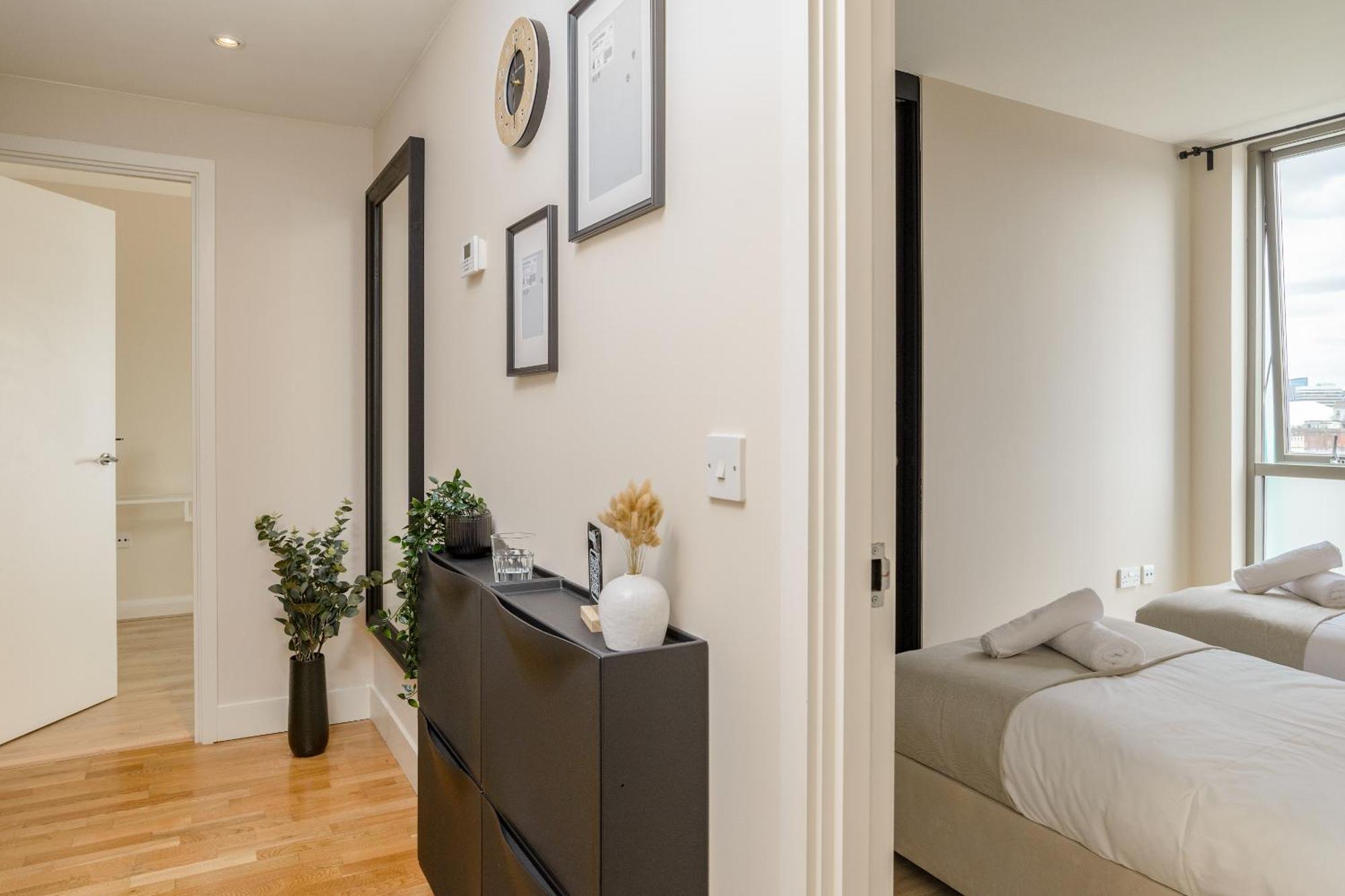 Premium Apartment - Allocated Parking - Great Location Plymouth Eksteriør billede