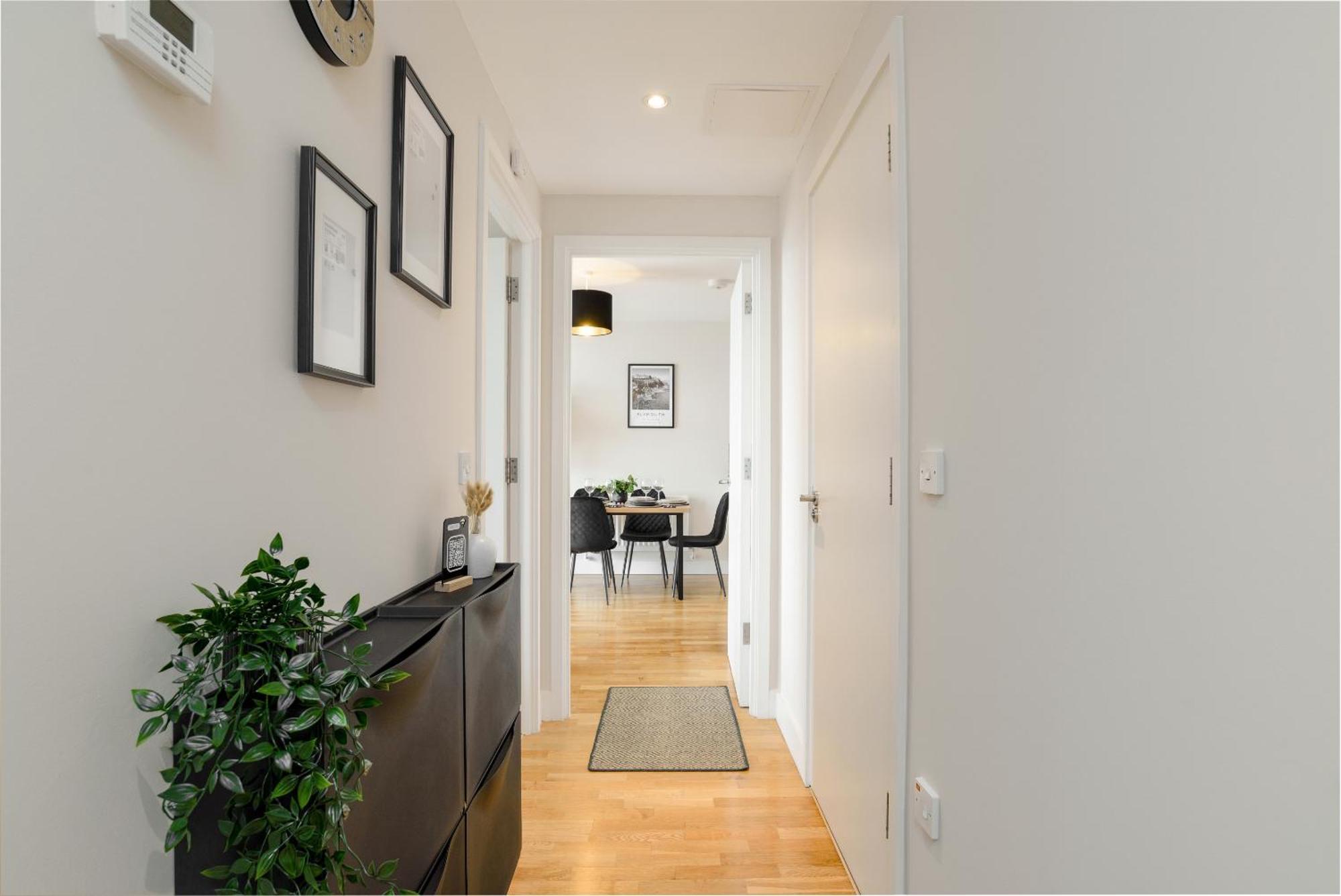 Premium Apartment - Allocated Parking - Great Location Plymouth Eksteriør billede
