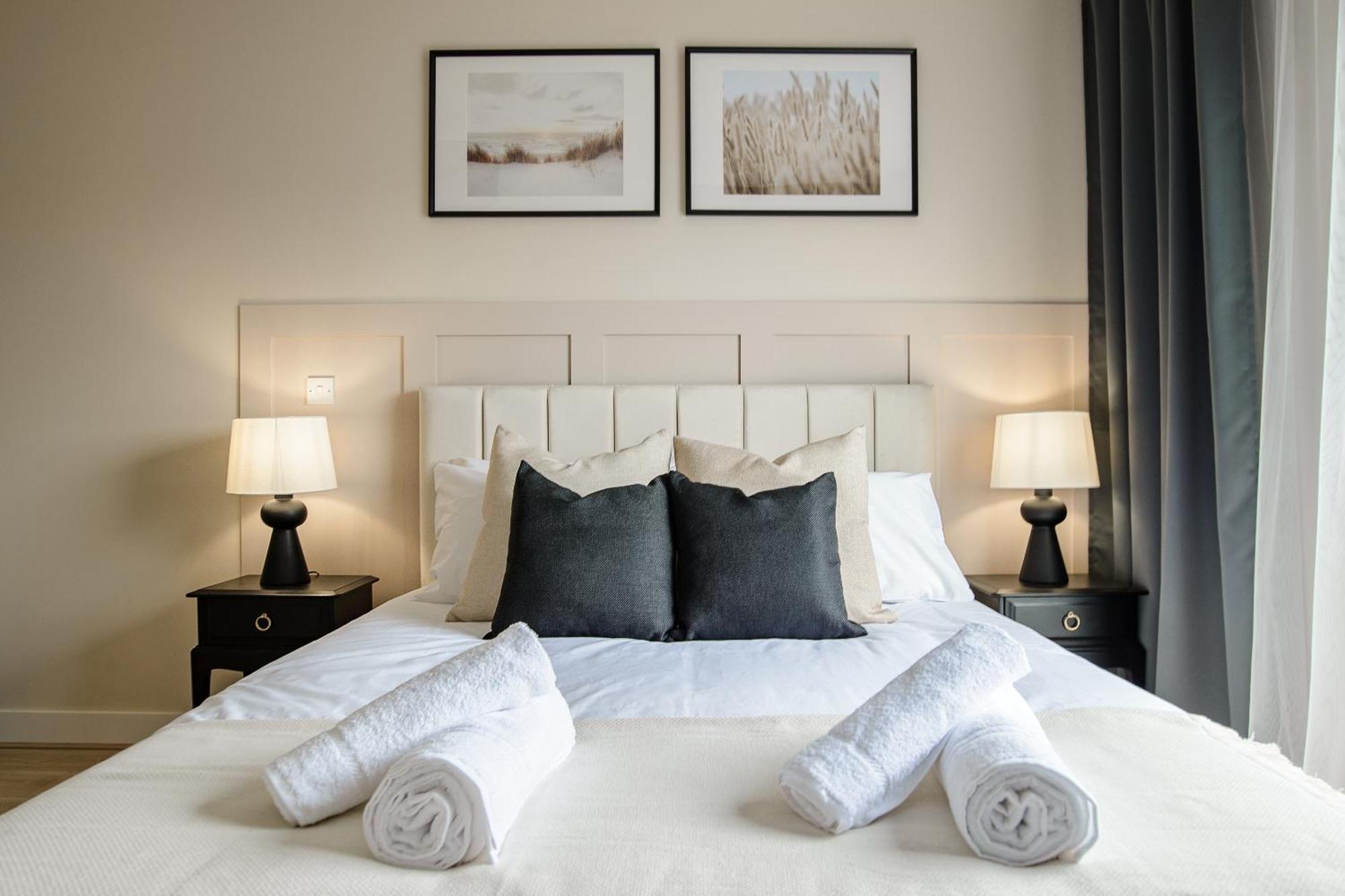 Premium Apartment - Allocated Parking - Great Location Plymouth Eksteriør billede